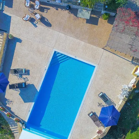 Helona Villa